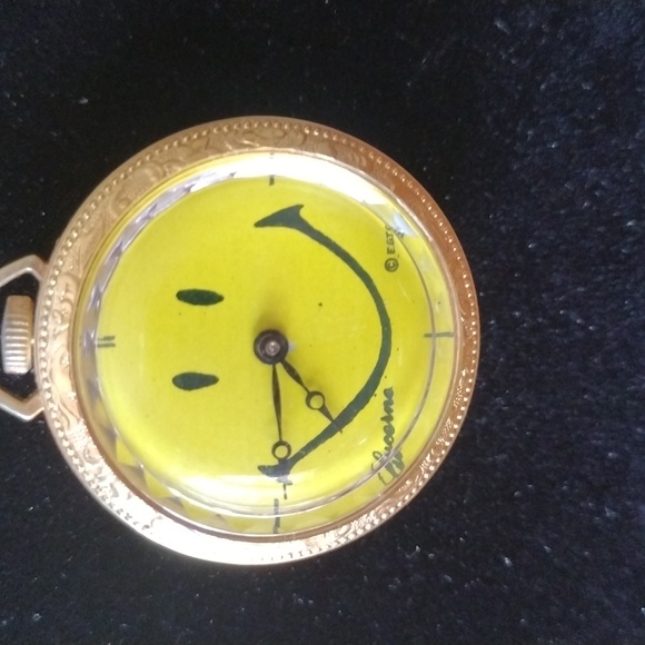 Smiley - Picture 5 of 5